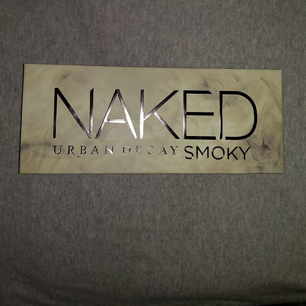 Naked Smoky pallette by urban decay